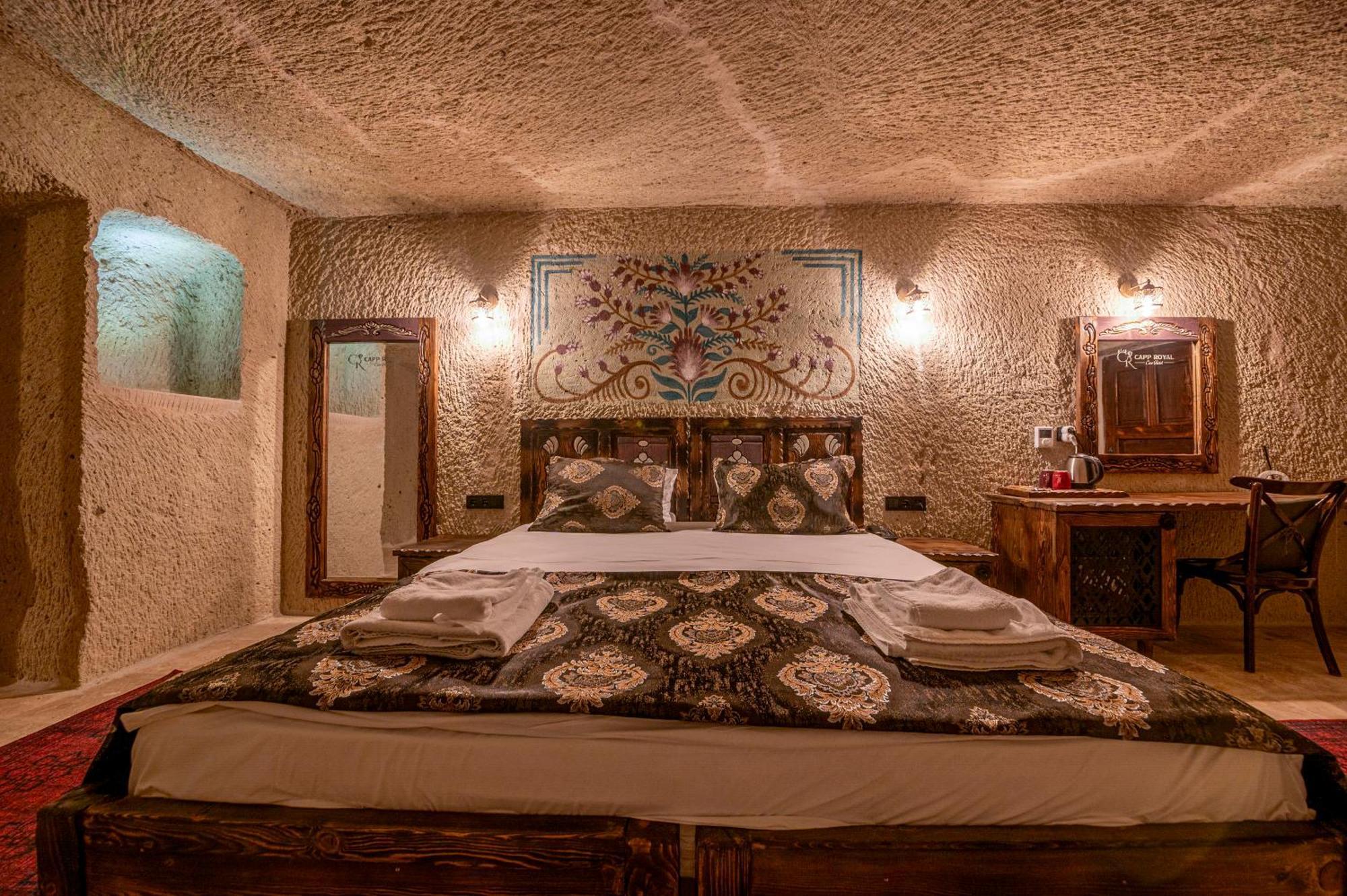 Capp Royal Cave Hotel