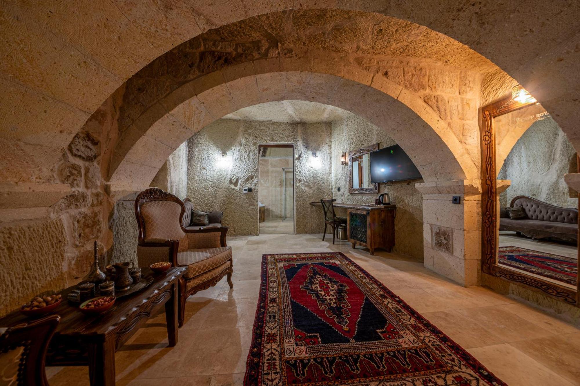 Hotel Capp Royal Cave